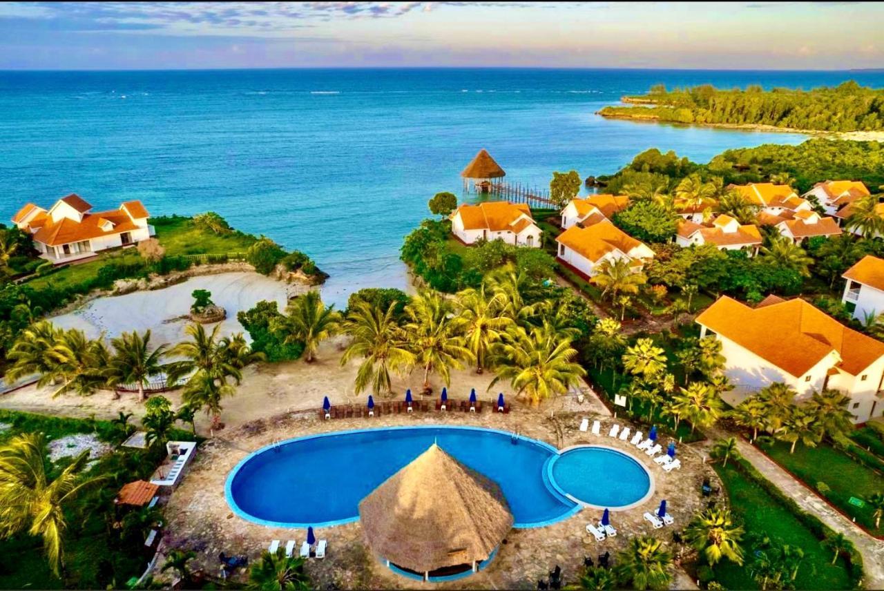 Azao Resort&Spa Pongwe Kültér fotó