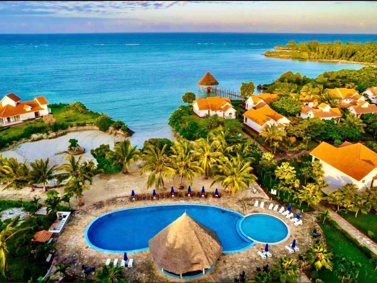 Azao Resort&Spa Pongwe Kültér fotó