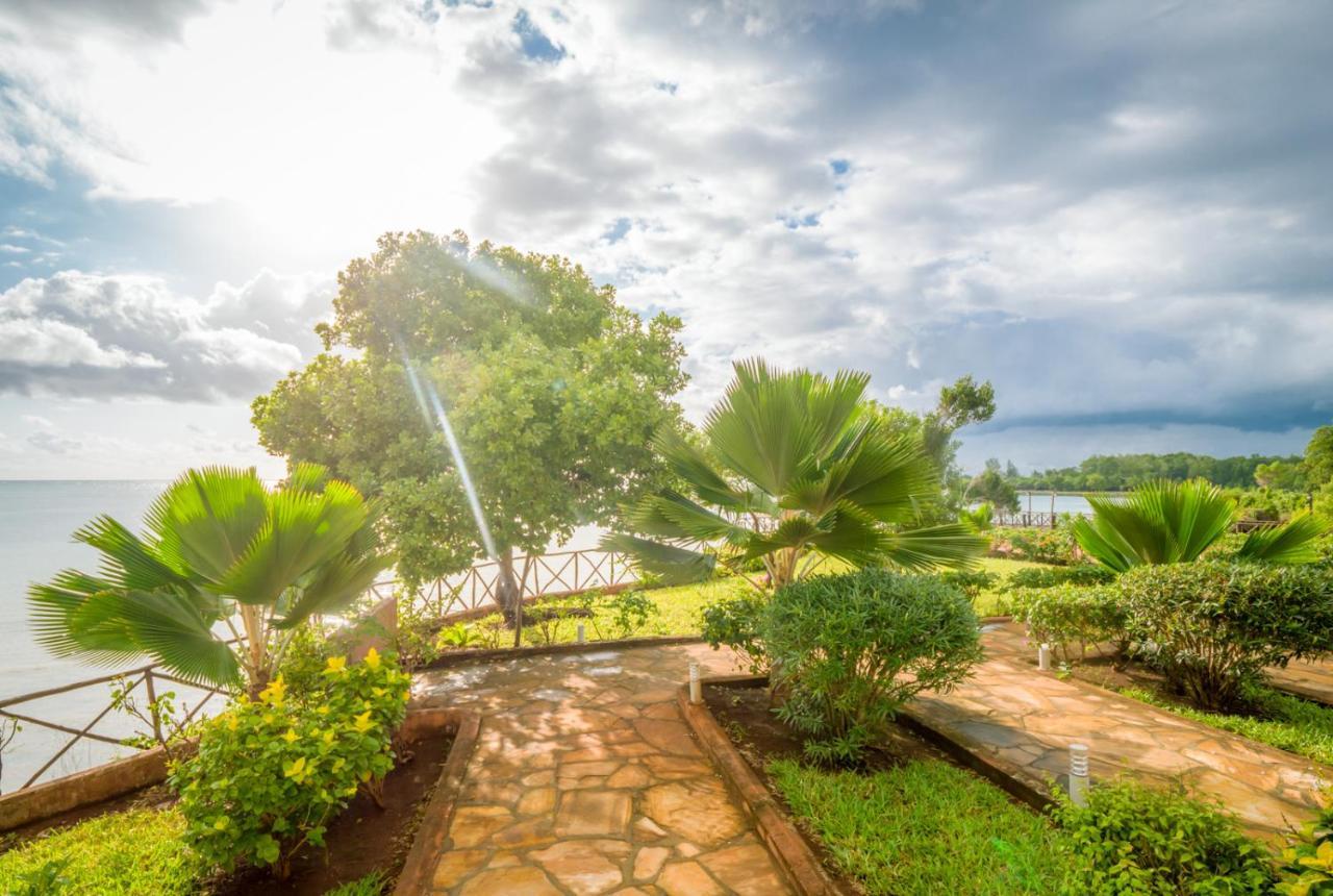 Azao Resort&Spa Pongwe Kültér fotó